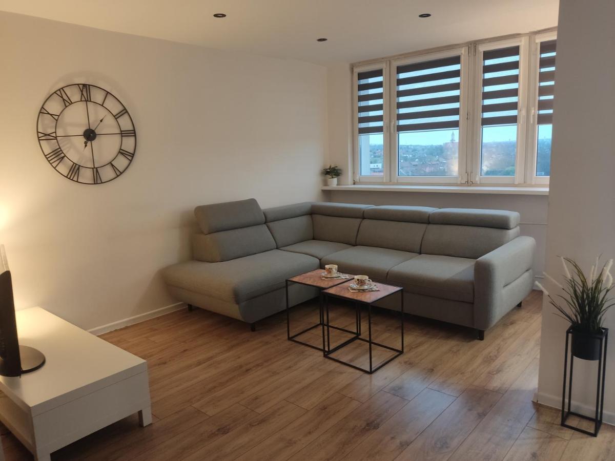 Apartament Z Widokiem Na Miasto Gliwice Exteriör bild