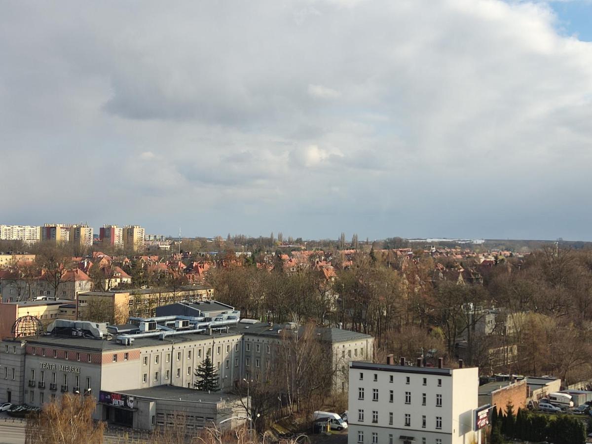Apartament Z Widokiem Na Miasto Gliwice Exteriör bild