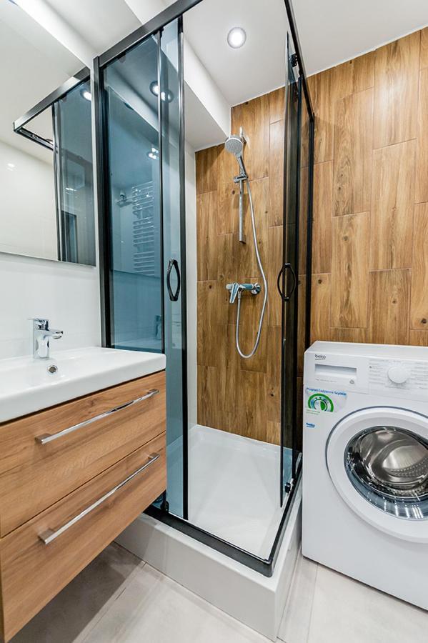 Apartament Z Widokiem Na Miasto Gliwice Exteriör bild