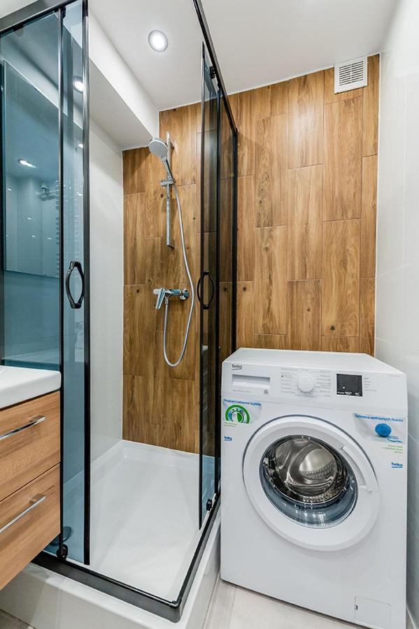 Apartament Z Widokiem Na Miasto Gliwice Exteriör bild